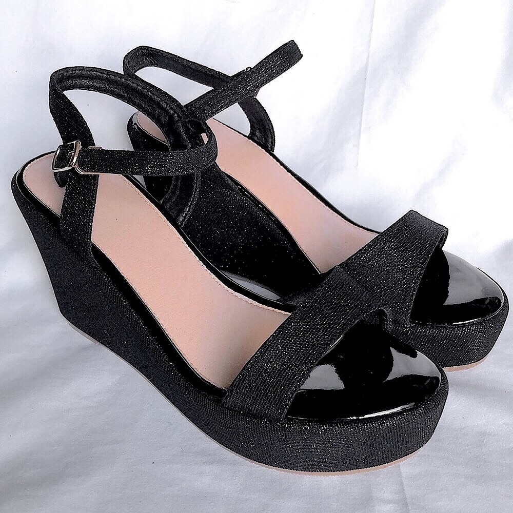 NWT Shimmer Platform Wedges